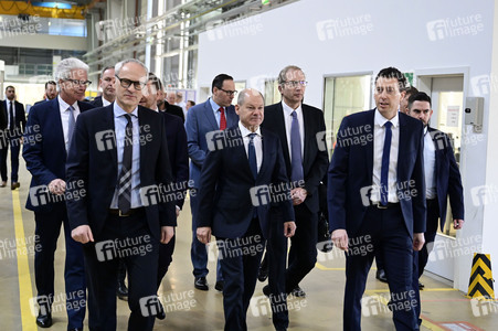 Olaf Scholz bei Alstom Transportation in Görlitz