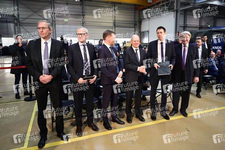 Olaf Scholz bei Alstom Transportation in Görlitz