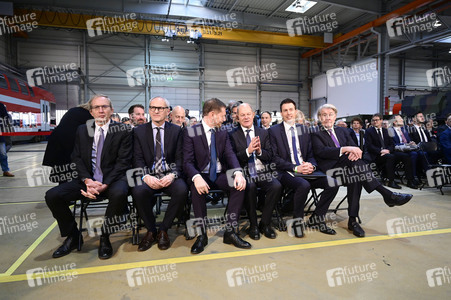 Olaf Scholz bei Alstom Transportation in Görlitz