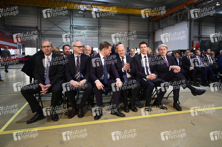 Olaf Scholz bei Alstom Transportation in Görlitz