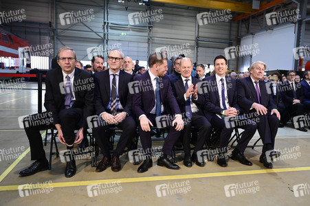 Olaf Scholz bei Alstom Transportation in Görlitz