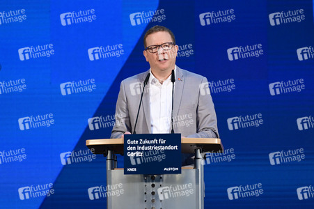 Olaf Scholz bei Alstom Transportation in Görlitz