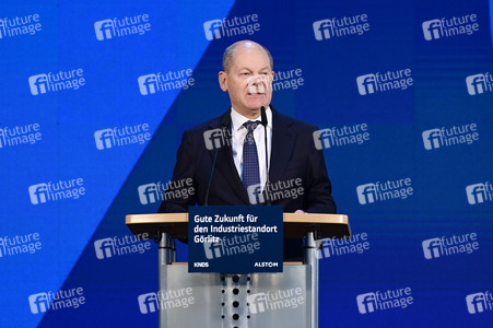 Olaf Scholz bei Alstom Transportation in Görlitz