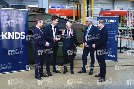 Olaf Scholz bei Alstom Transportation in Görlitz