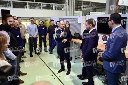 Olaf Scholz bei Alstom Transportation in Görlitz