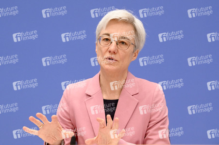 Bundespressekonferenz zum Stand der Klimapolitik in Deutschland in Berlin