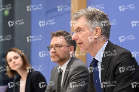 Bundespressekonferenz zum Munich Security Report 2025 in Berlin