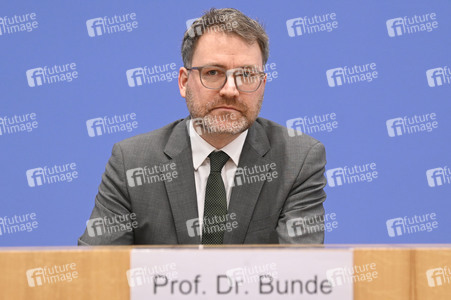 Bundespressekonferenz zum Munich Security Report 2025 in Berlin