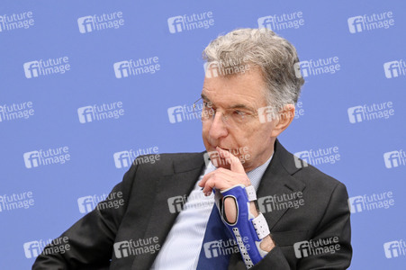 Bundespressekonferenz zum Munich Security Report 2025 in Berlin