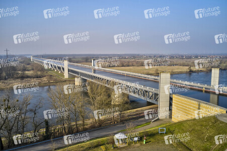 Trogbrücke Magdeburg