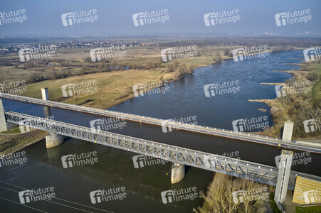 Trogbrücke Magdeburg