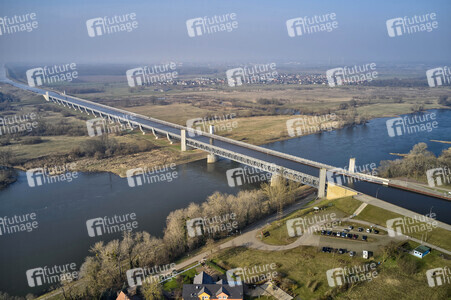 Trogbrücke Magdeburg