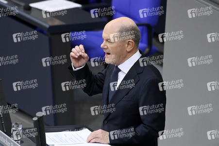 212. Sitzung des Deutschen Bundestages in Berlin