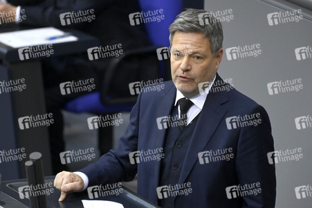 212. Sitzung des Deutschen Bundestages in Berlin