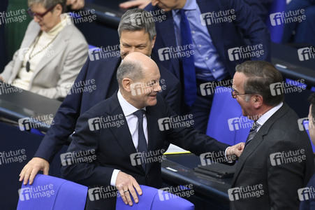 212. Sitzung des Deutschen Bundestages in Berlin