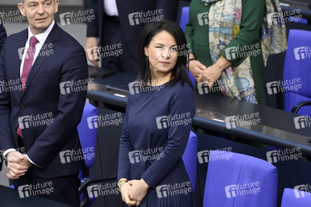 212. Sitzung des Deutschen Bundestages in Berlin