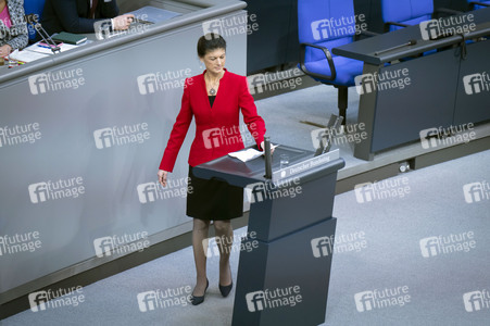 212. Sitzung des Deutschen Bundestages in Berlin