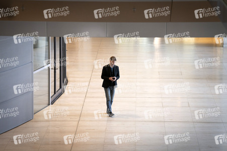 212. Sitzung des Deutschen Bundestages in Berlin