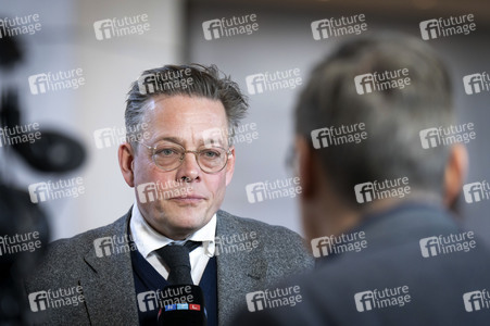 212. Sitzung des Deutschen Bundestages in Berlin