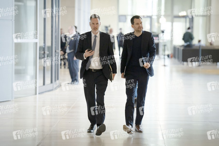 212. Sitzung des Deutschen Bundestages in Berlin