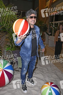 Premiere von 'Promis unter Palmen' in Berlin