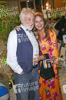 Premiere von 'Promis unter Palmen' in Berlin