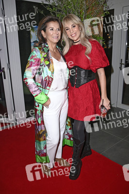 Premiere von 'Promis unter Palmen' in Berlin