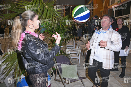 Premiere von 'Promis unter Palmen' in Berlin