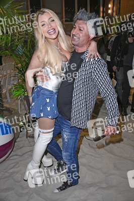 Premiere von 'Promis unter Palmen' in Berlin