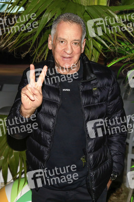 Premiere von 'Promis unter Palmen' in Berlin