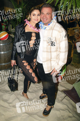 Premiere von 'Promis unter Palmen' in Berlin