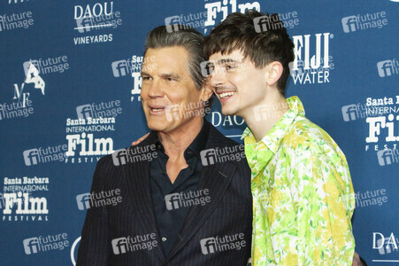 Arlington Artist of the Year Award  für Timothée Chalamet, Santa Barbara International Film Festival 2025