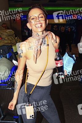 Rückkehr aus dem Dschungel-Camp 2025 auf dem Flughafen Frankfurt am Main