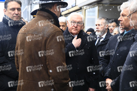 Stilles Gedenken am Ort des mutmaßlichen Anschlags vom 13. Februar in München