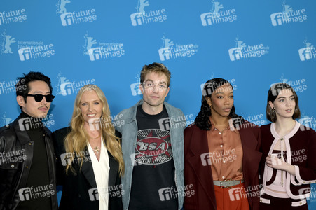 Photocall 'Mickey 17', Berlinale 2025