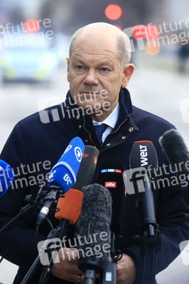 Stilles Gedenken am Ort des mutmaßlichen Anschlags vom 13. Februar in München