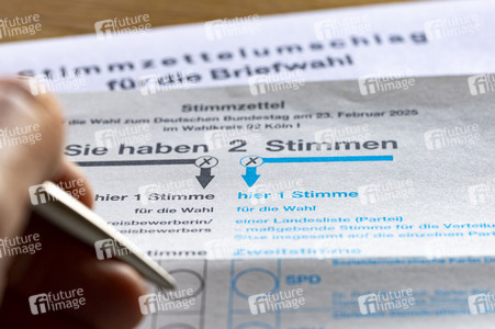 Symbolfoto Briefwahl zur Bundestagswahl