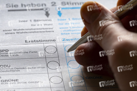 Symbolfoto Briefwahl zur Bundestagswahl