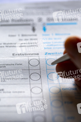 Symbolfoto Briefwahl zur Bundestagswahl