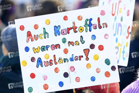 Kundgebung für Demokratie und Vielfalt in Berlin