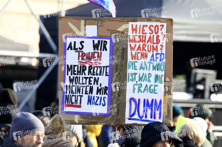 Kundgebung für Demokratie und Vielfalt in Berlin