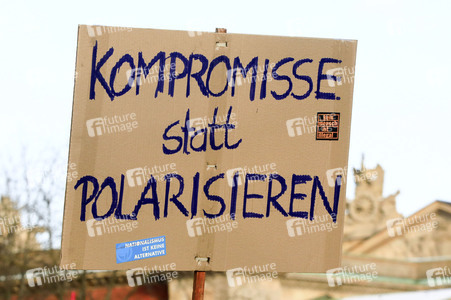 Kundgebung für Demokratie und Vielfalt in Berlin