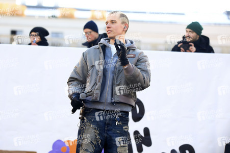 Kundgebung für Demokratie und Vielfalt in Berlin