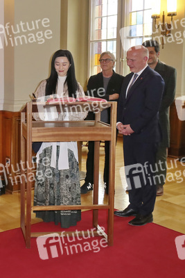 Eintrag der Berlinale-Jury in das Gästebuch von Berlin, Berlinale 2025