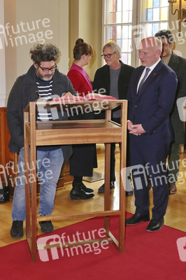 Eintrag der Berlinale-Jury in das Gästebuch von Berlin, Berlinale 2025
