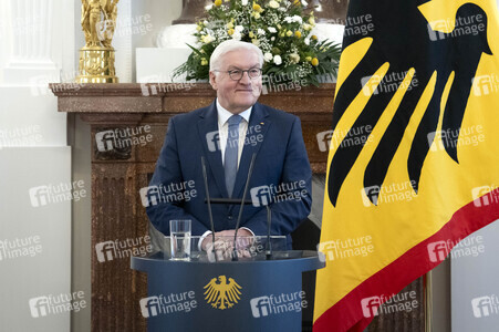 Übergabe der Wohlfahrtsmarken 2025 in Berlin