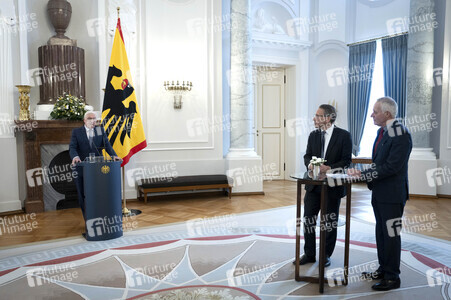 Übergabe der Wohlfahrtsmarken 2025 in Berlin