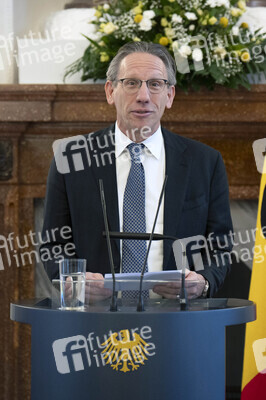 Übergabe der Wohlfahrtsmarken 2025 in Berlin