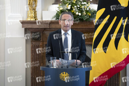 Übergabe der Wohlfahrtsmarken 2025 in Berlin