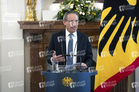 Übergabe der Wohlfahrtsmarken 2025 in Berlin